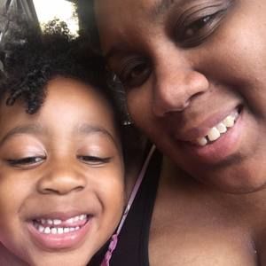 Meet your Posher, Laura